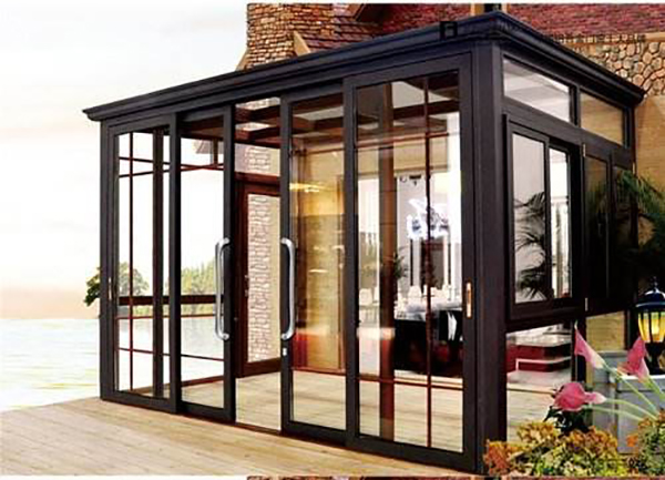 铝合金门窗各种事件,铝合金门窗烂个洞怎么办