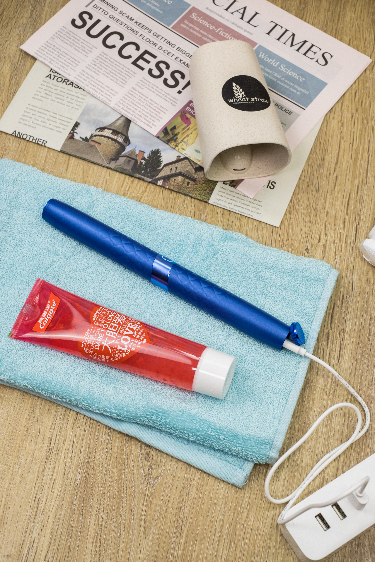 电动牙刷水里震动效果,电动牙刷刷牙的正确方法3d演示