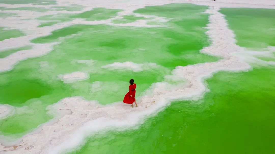 上帝打翻了调色盘，让西北这7种颜色美到窒息