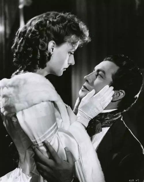 小仲马为什么把茶花女叫玛格丽特,小仲马的茶花女原型