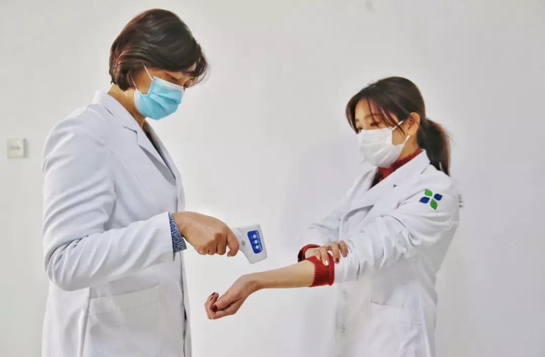 倍尔康非接触式红外体温计的用法,非接触红外体温计校正