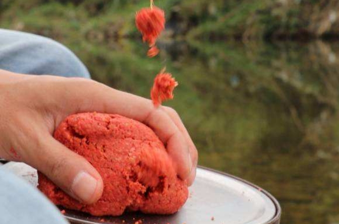 天热蓝鲫大板鲫,天热钓鲫鱼用腥还是香