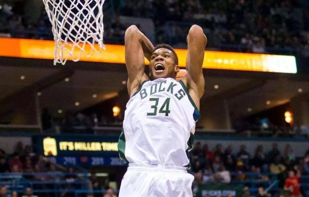 面对突如其来致命打击,面对毁灭性的灾难人类是多么脆弱