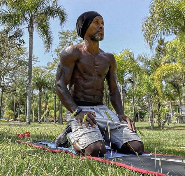 浠ュ墠瓒崇悆鍥藉闃熺悆鍛樼殑韬潗,鏇剧粡鐨勮冻鐞冧笘鐣屾澂鍐犲啗