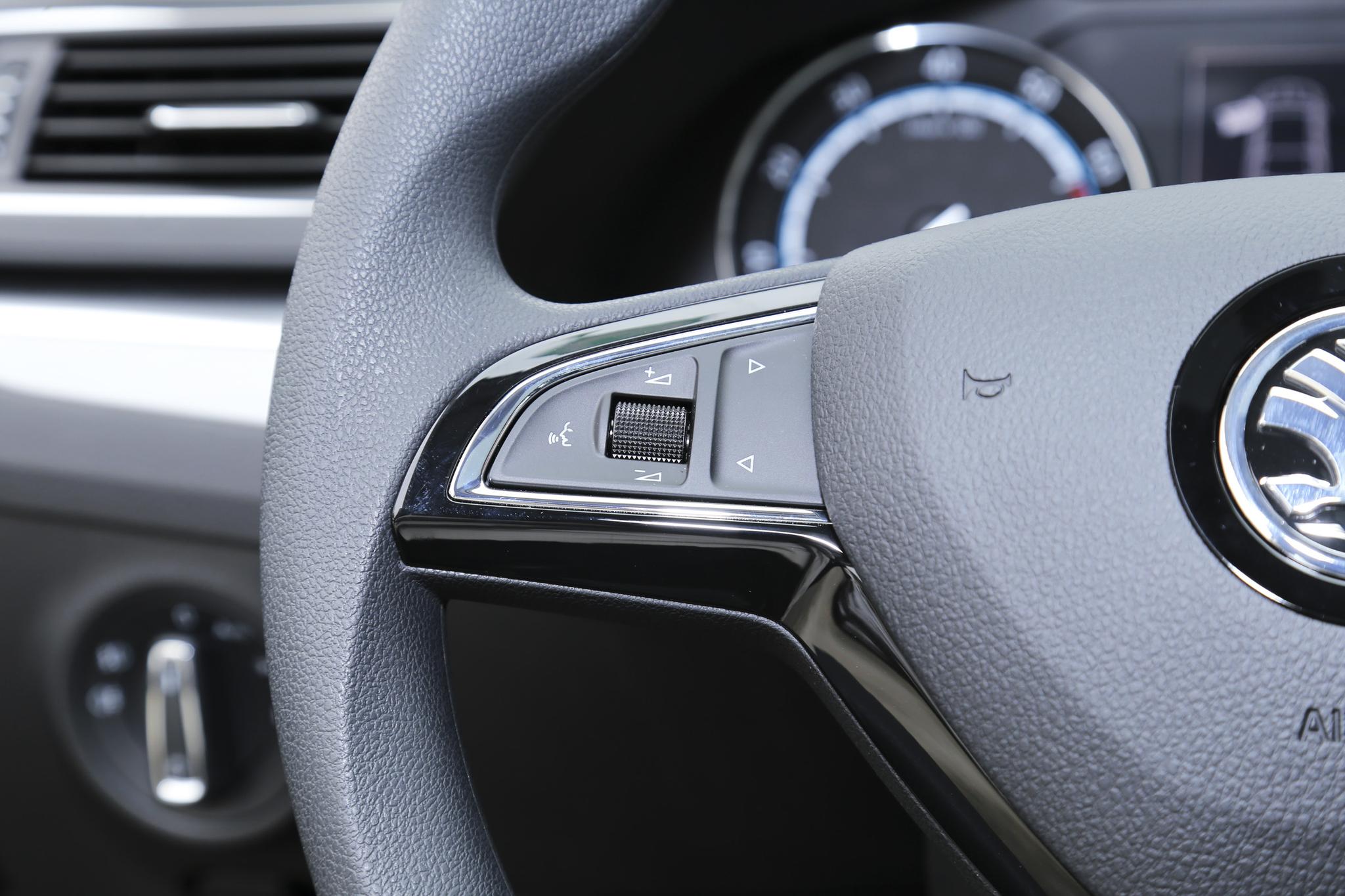 斯柯达速派为什么降价那么多,斯柯达速派的车到底值不值得买