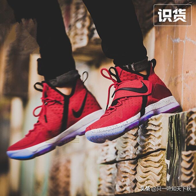 勒布朗詹姆斯上脚球鞋,勒布朗詹姆斯历代配置