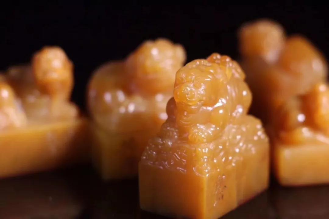 怎么鉴别寿山田黄的品质,寿山田黄价格在线鉴定