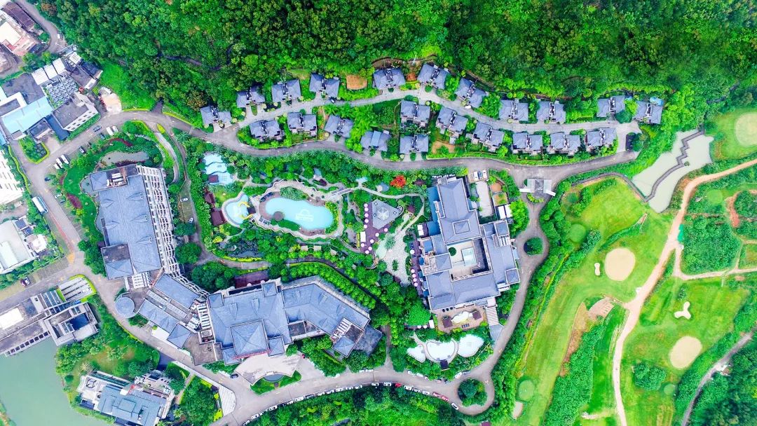 天气渐凉来泡温泉,天气渐凉适合泡温泉