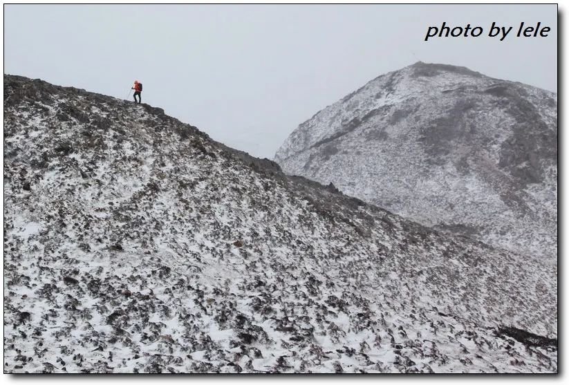 越野鞋这种“无标准之物”就没有“标准化解决方案”，如何选鞋？