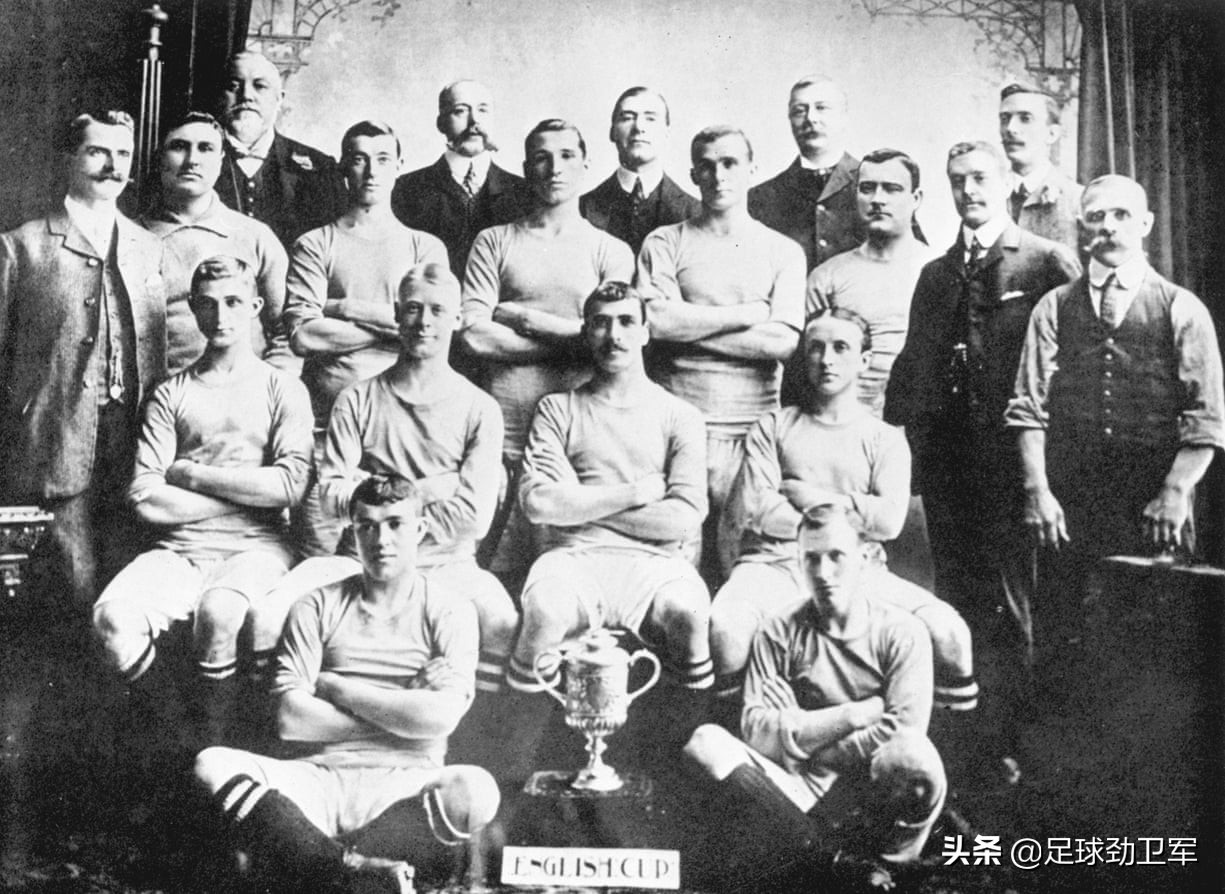 英超豪门队长为世界足坛首个吹哨人!其“叛变”导致俱乐部被重罚