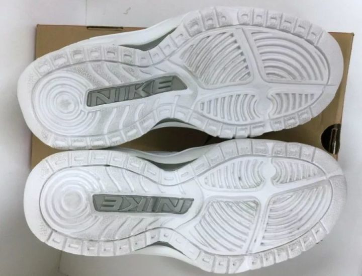 戴尔库里最佳第六人,库里球鞋第7代