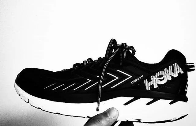 除了NIKE、ADIDAS，女生还有哪些值得入手的运动单品？