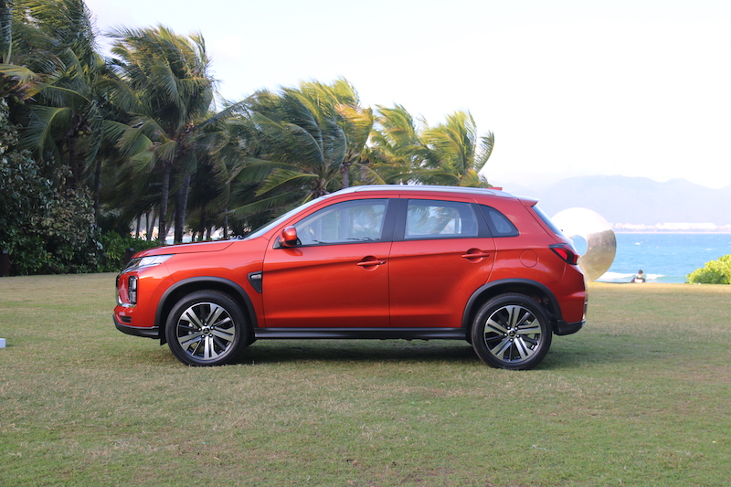 三菱劲炫2020款智领版优缺点,三菱劲炫自动挡四驱价格表二手