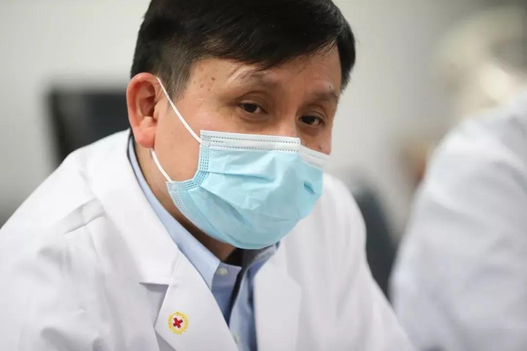 网传张文宏发声视频是真的吗,张文宏最近上热搜