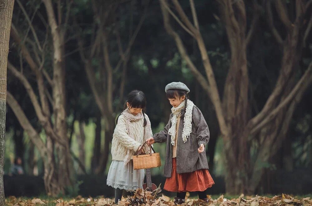 鑼勫瓙鎴峰涓撹,鑼勫瓙璁胯皥涓斧