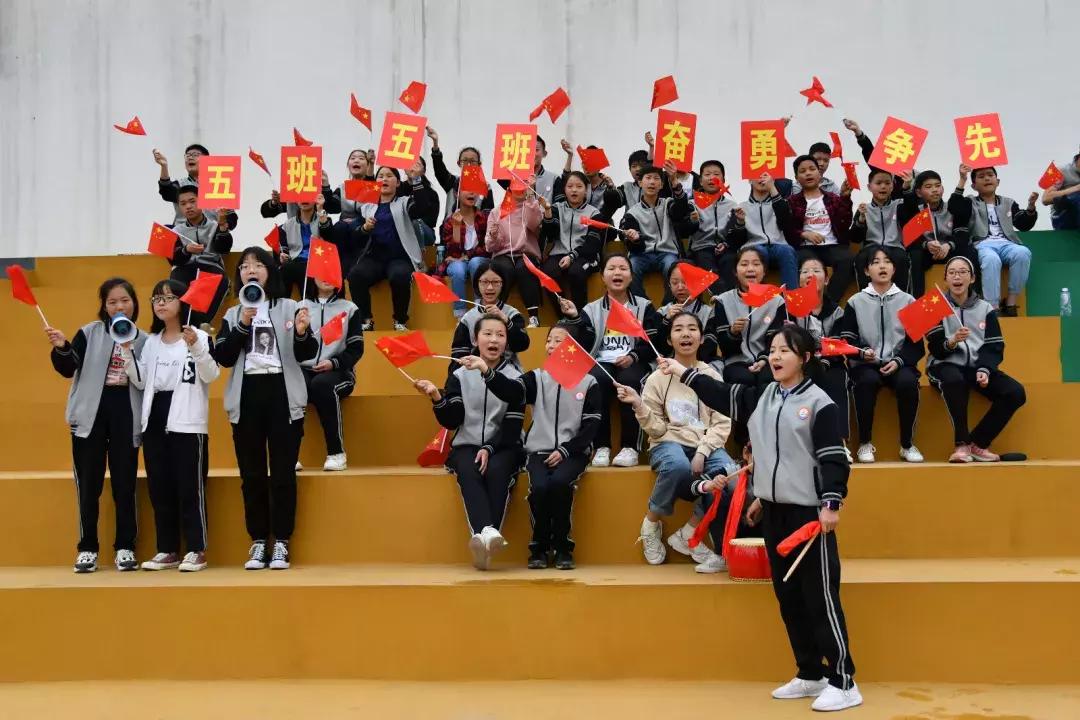 黄冈市第八届校园足球联赛决赛,黄州区思源足球比赛