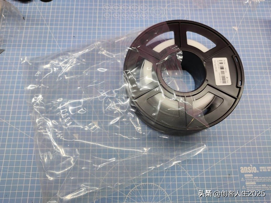 【Howtomake】自制一个超薄自适应面罩，“工业级别”的防护！