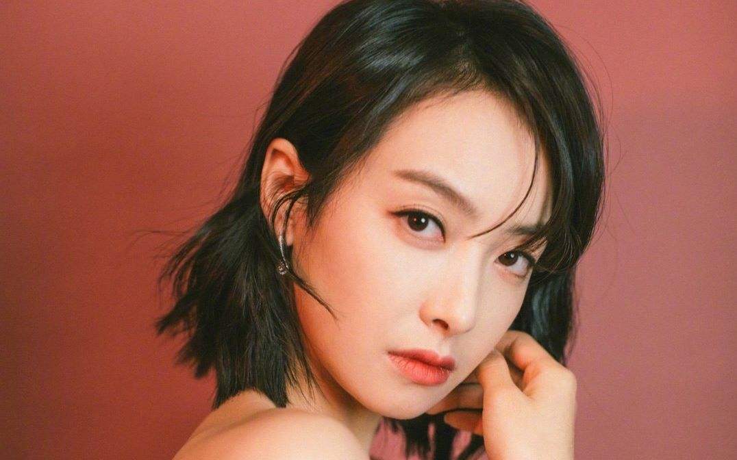 底子不错的女生怎么提高颜值,长相不秀气的女生适合什么风格