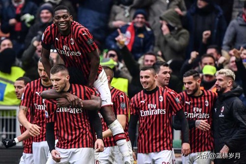 迪纳摩和斯巴达,迪纳摩斯巴达