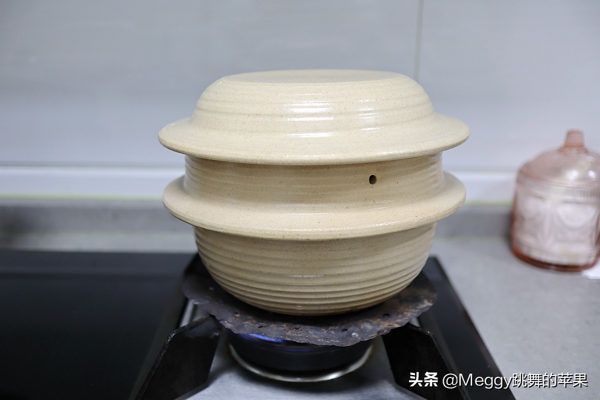 豆腐炖鱼块大锅饭正宗做法,春节炸鱼块炖豆腐