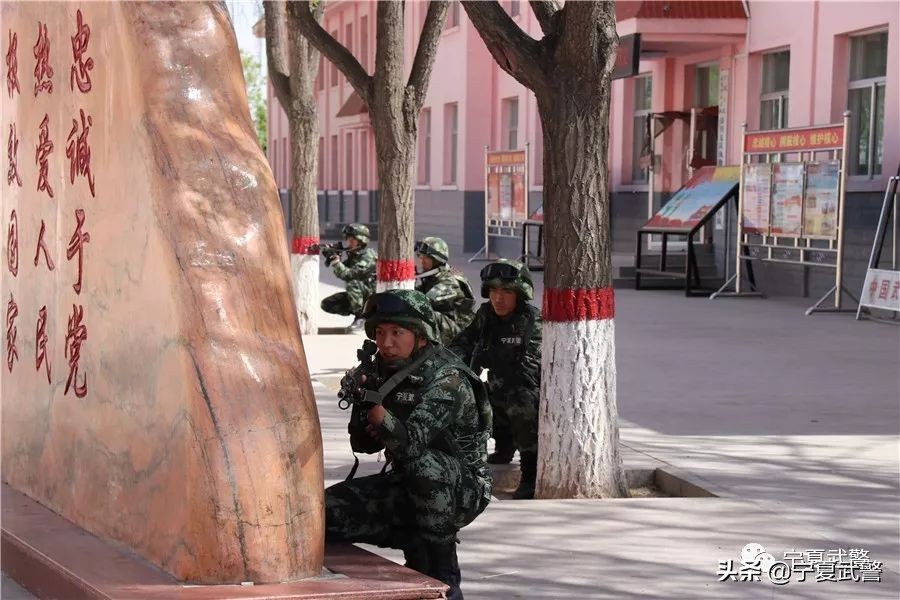 带兵就一定要爆粗口？其实战士们更需要你这样