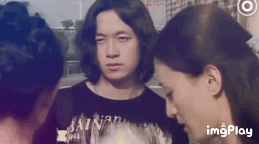 休夫复出，44岁爆红，宝藏姐姐中年叛逆记