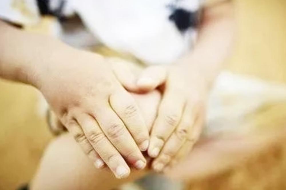 小孩怎么样加快长高,长高爸爸如何延缓骨龄