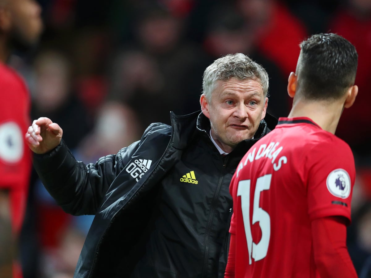 足坛官宣转会最新消息,法甲大巴黎与梅西续约了吗