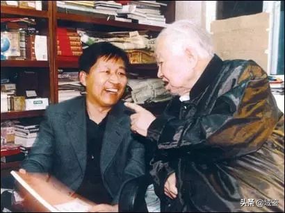 人民大会堂——故宫之外的另一座艺术品宝库