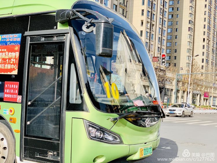 上阳宫到百货楼,疫情下逛西工,期待小街锅贴,王城广场听戏