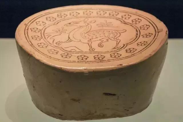 古代人为什么睡那么硬的瓷枕,古人睡觉真的都用瓷枕吗