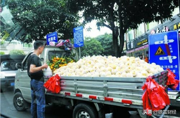 满大街水果店暴利,开一个水果店一斤水果利润在多少