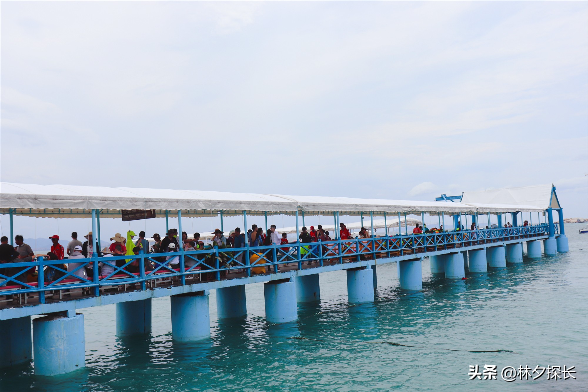 中国第一潜水基地——三亚蜈支洲岛，别名“烧钱岛”