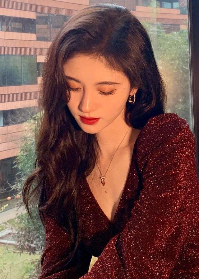 鞠婧祎同款洗发水增发,鞠婧祎代言免洗头发喷雾