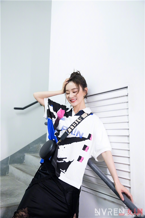 2022新款夏季潮流polo衫,洋气时髦polo衫女黄色