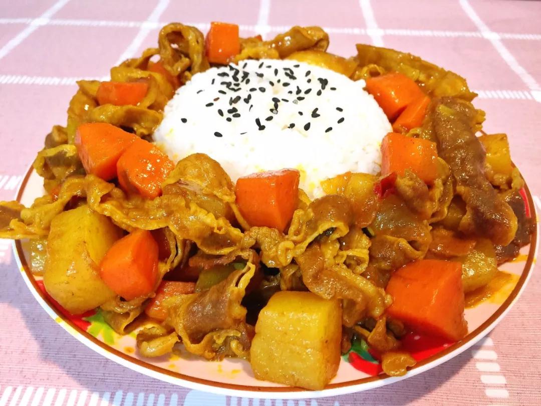 呷哺酱料怎么调好吃,大食堂自制食物简单做法