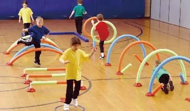 如何有效开展幼儿园体育活动,冬季幼儿园体育活动开展