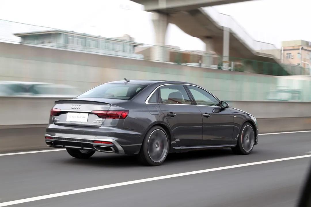 奥迪a4l开起来感觉好肉提速慢,奥迪a4l改bo音响