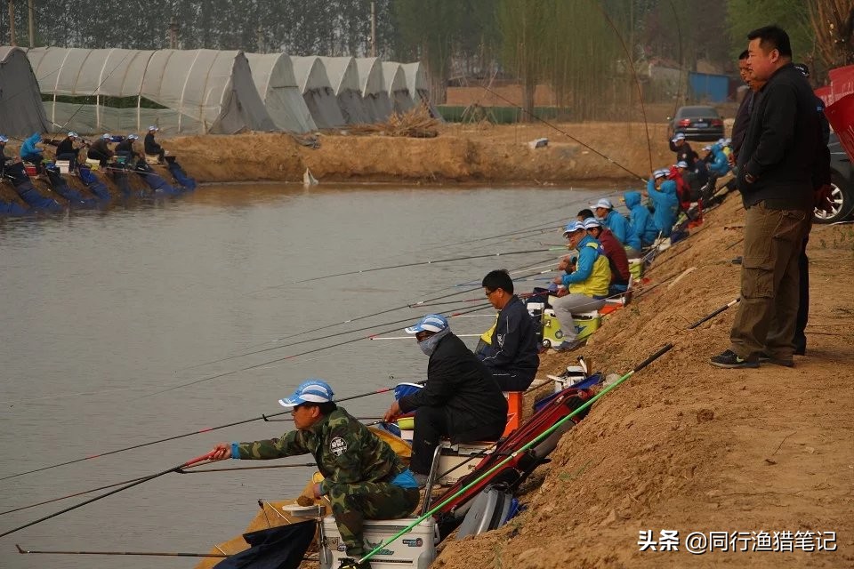 台钓怎么抛竿落点准确,台钓为什么抛竿老是往右偏一点