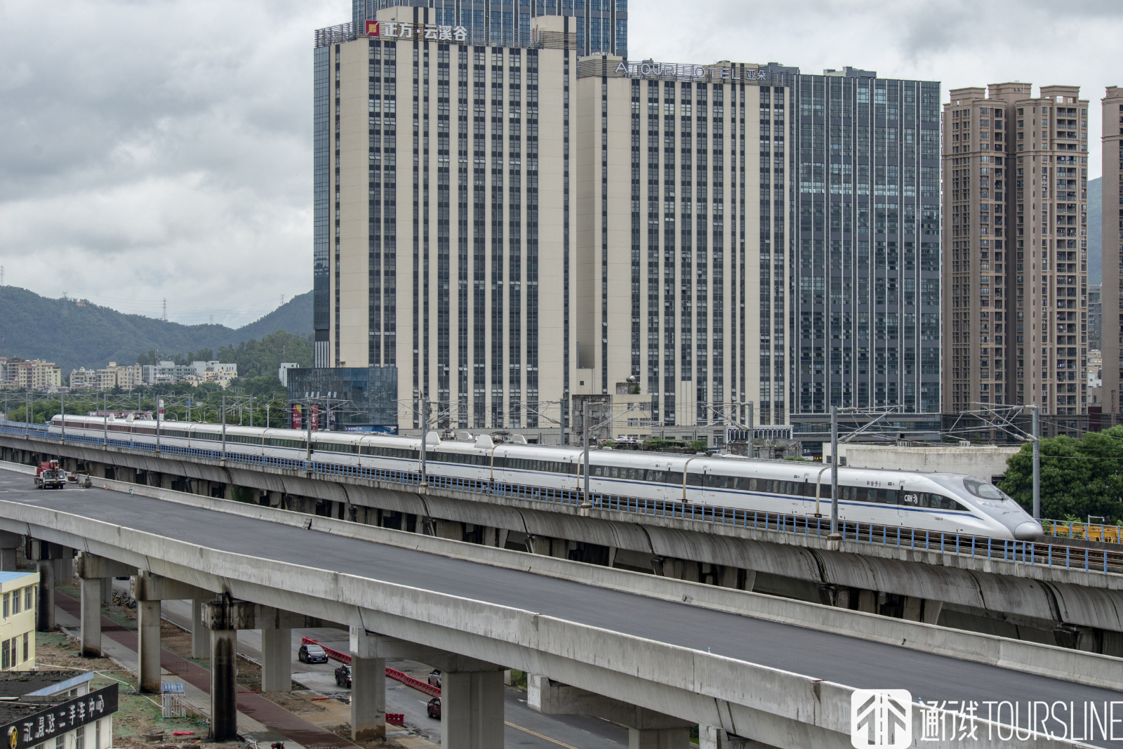 从封闭向开放形式的转变,广珠城际发展