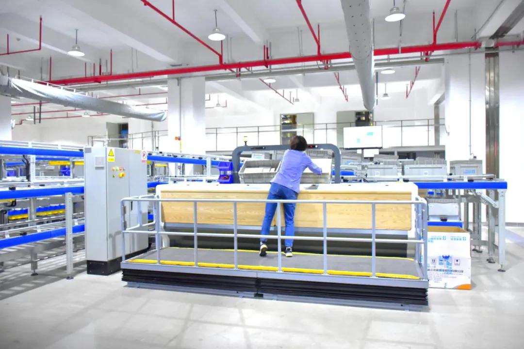 鹭燕医药海南总部基地项目,鹭燕医药上市