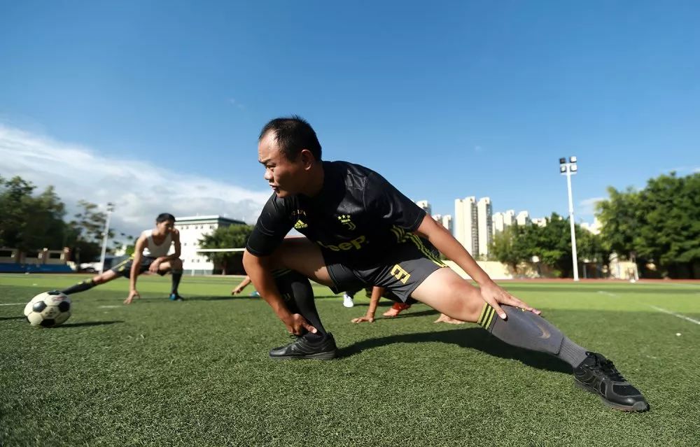 军营足球赛直播,走一起去看球赛