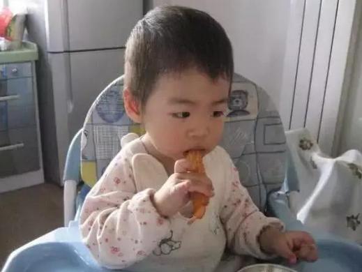 孩子吃鱼的好处,孩子吃鱼真的聪明吗