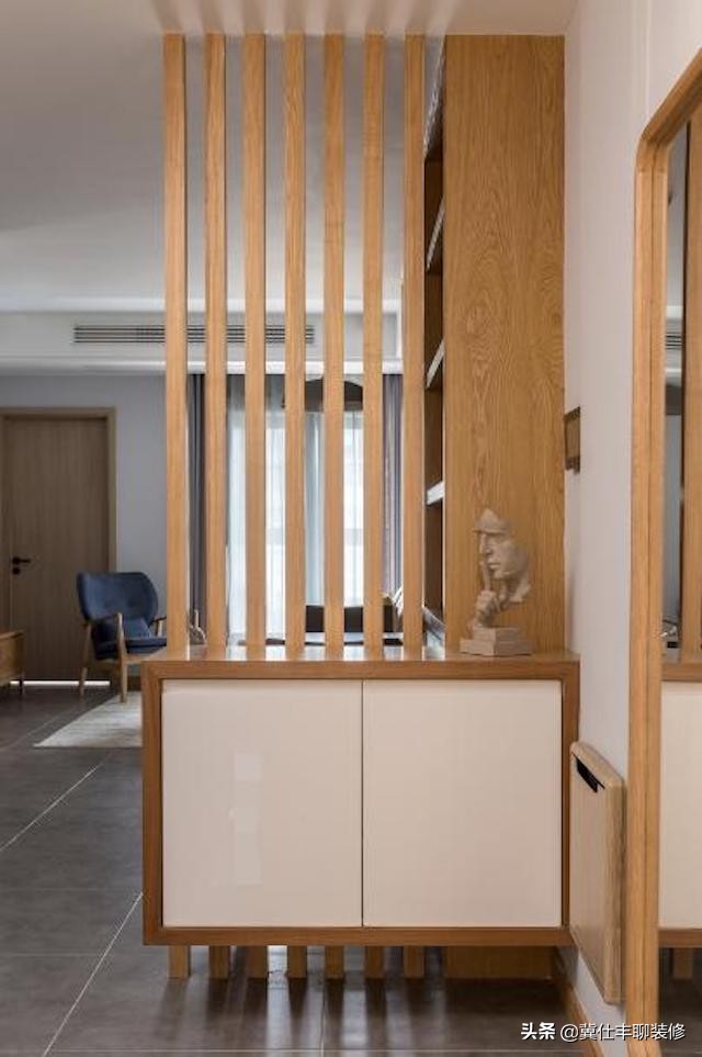 玄关用格栅和木饰面搭配效果图,木格栅玄关用什么点缀