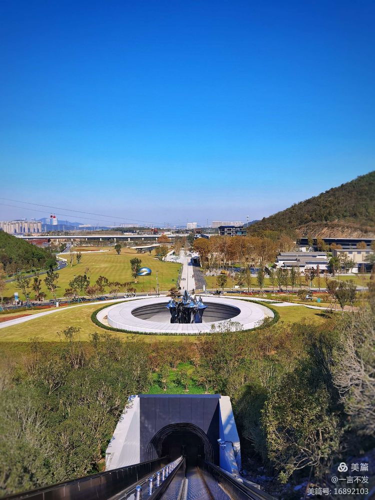 秋之旅免费完整版,秋之旅风景图片