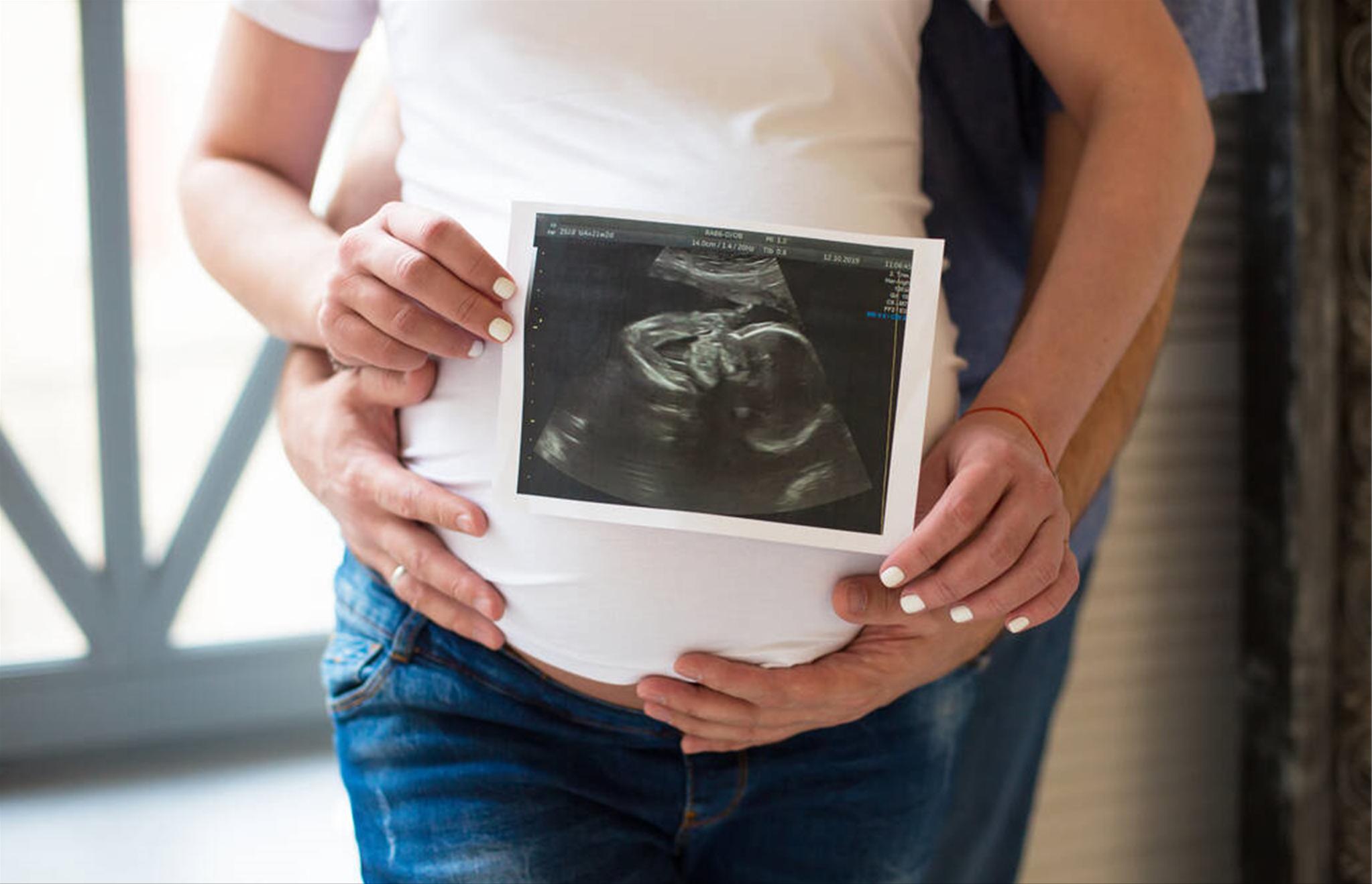 怀孕4个月胎儿如何发育,孕四个月宝宝发育正常孕妈的表现