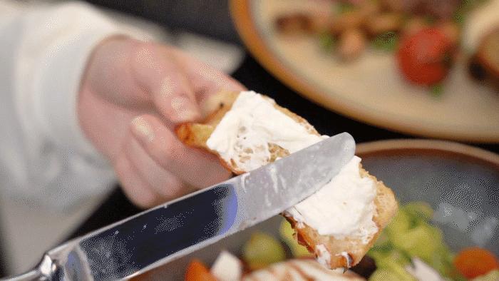 没想到,我竟被1个汉堡电到了……