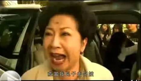 风姿惊艳的王祖贤,曾经的一代女神王祖贤也初现老态