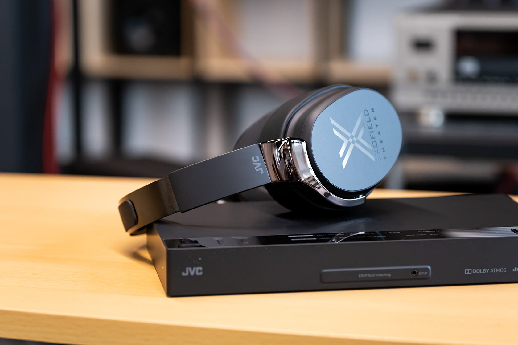 有了全景声耳机，还要不要家庭影院？JVCXP-EXT1无线影院试用