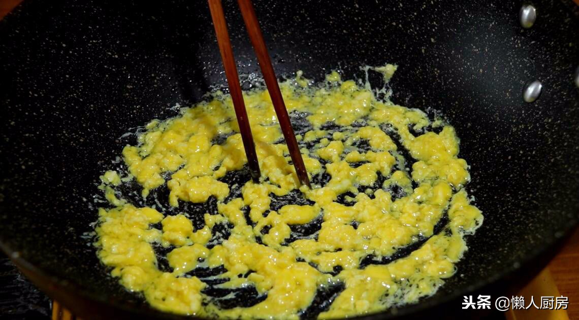 姜葱螃蟹的简单做法窍门,螃蟹和鸡蛋怎么做好吃